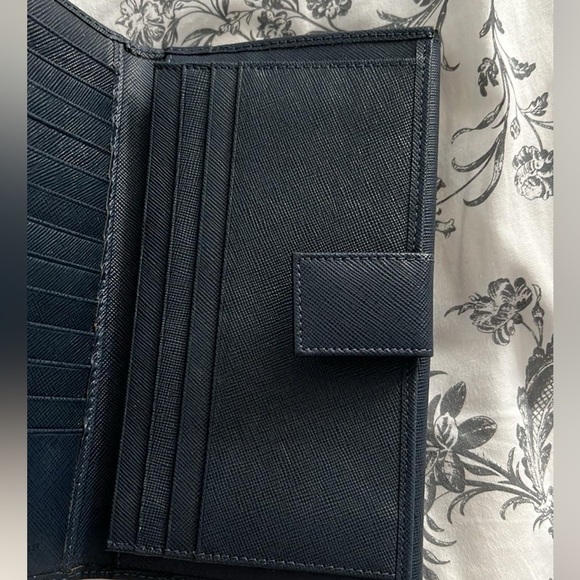 Prada navy travel wallet - Picture 2 of 5